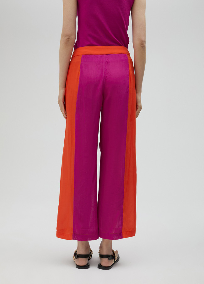 Pantaloni morbidi bicolori