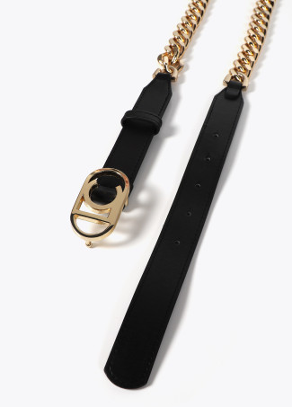 Chain belt with oval logo