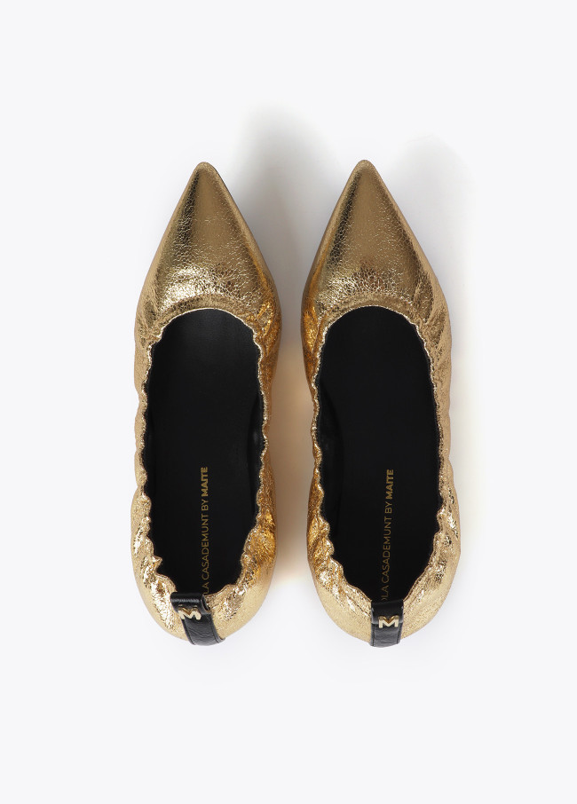 Gathered ballet flats with pointed toe in...