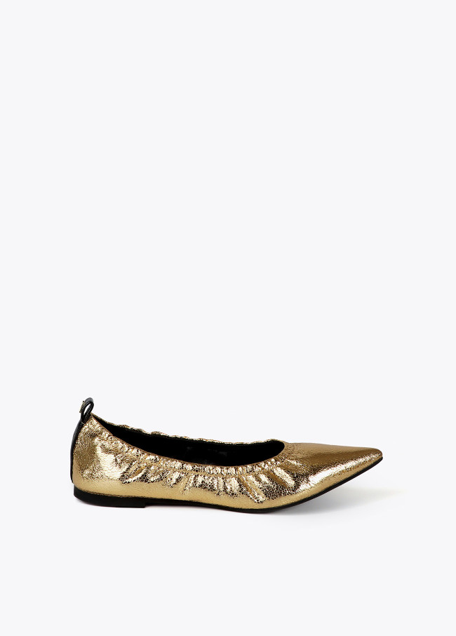 Gathered ballet flats with pointed toe in...