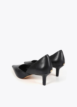 Low-cut stiletto heel shoe