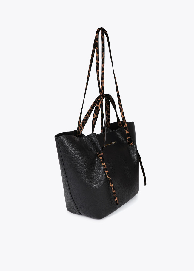 Bolso shopper detalles animal print