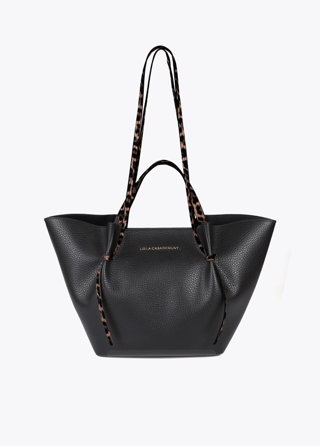 Bolso shopper detalles en efecto piel animal print