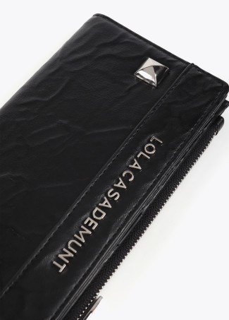 Wrinkled faux leather wallet with XL studs
