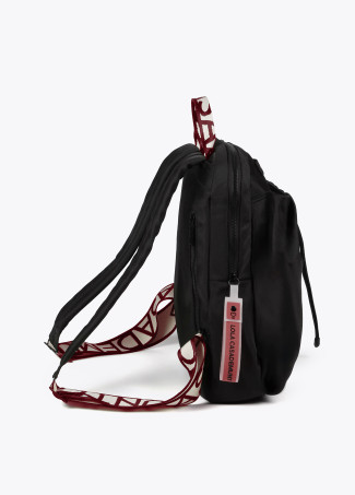 Mochila Nylon asas logotipadas a contraste