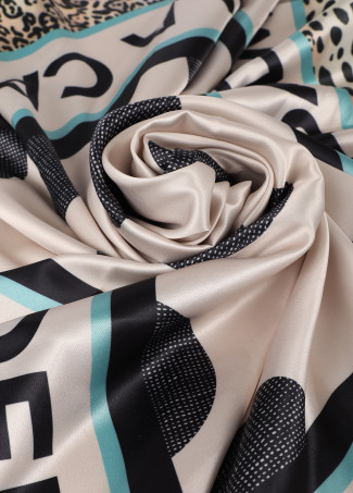 Scarf with polka dots and logo