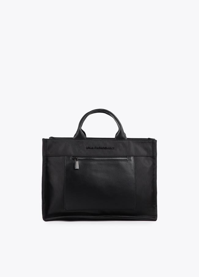 Bolso de nylon combinado con efecto piel