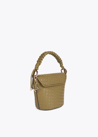 Crossbody bag with flap in braided faux leather material