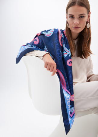Paisley print scarf
