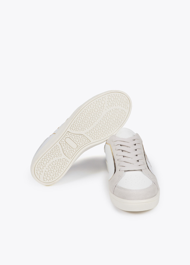 Trainers with snakeskin effect and leather details