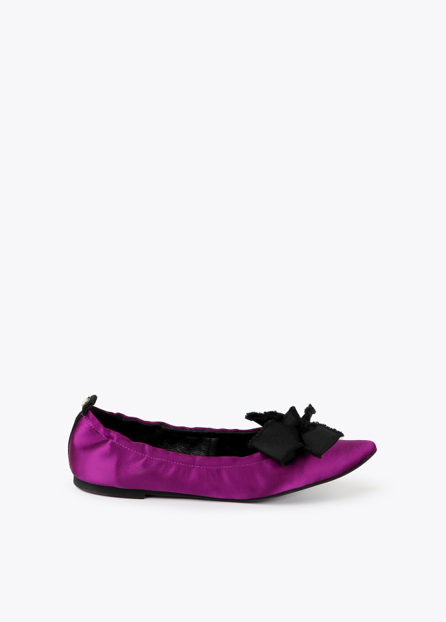 Gathered ballet flats with pointed toe and...
