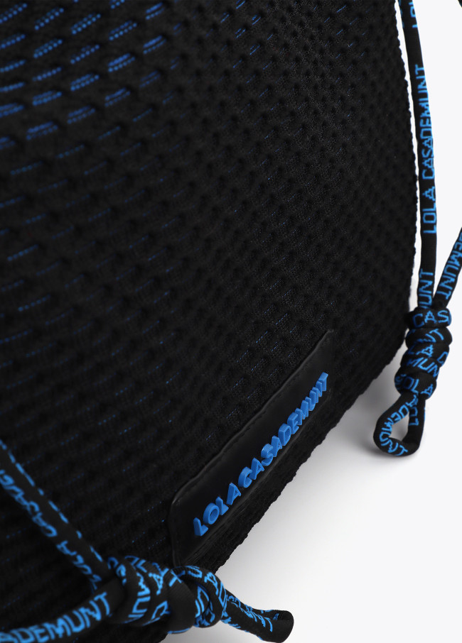 Bolso tejido rejilla interior azul