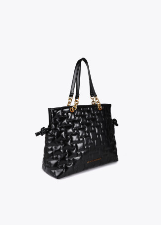 Quilted tote bag with contrast chain and faux leather strap