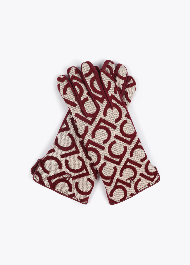 Jacquard logo gloves