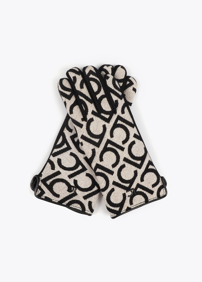 Jacquard logo gloves