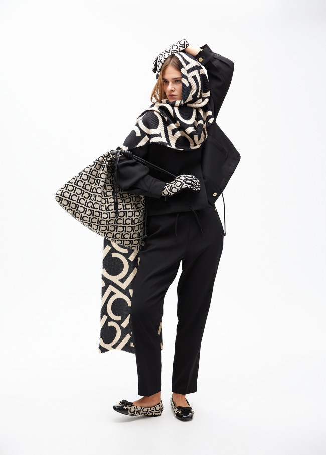 Jacquard fabric tote bag with flocked LC