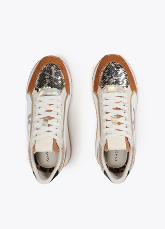 Trainers with sole in different textures and leather details