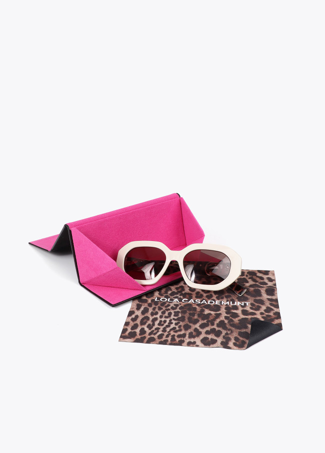 Gafa hexagonal detalle animal print
