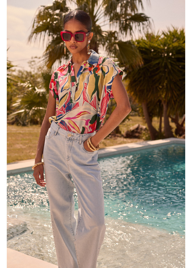 Blouse with floral print