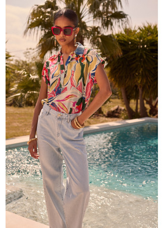 Blouse with floral print