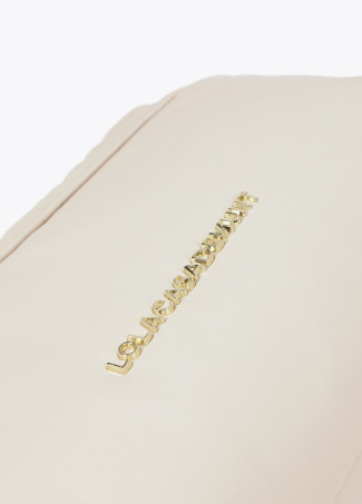 Bandolera acolchada con tachas