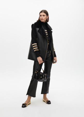 High neck sweater with golden stripes and button details