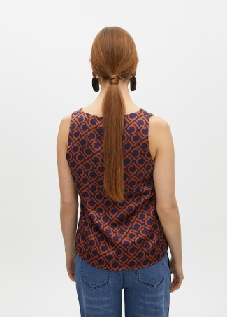 Top cuello pico estampado