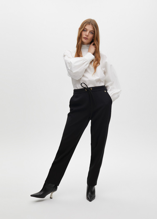 Jogging trousers with drawstring detail