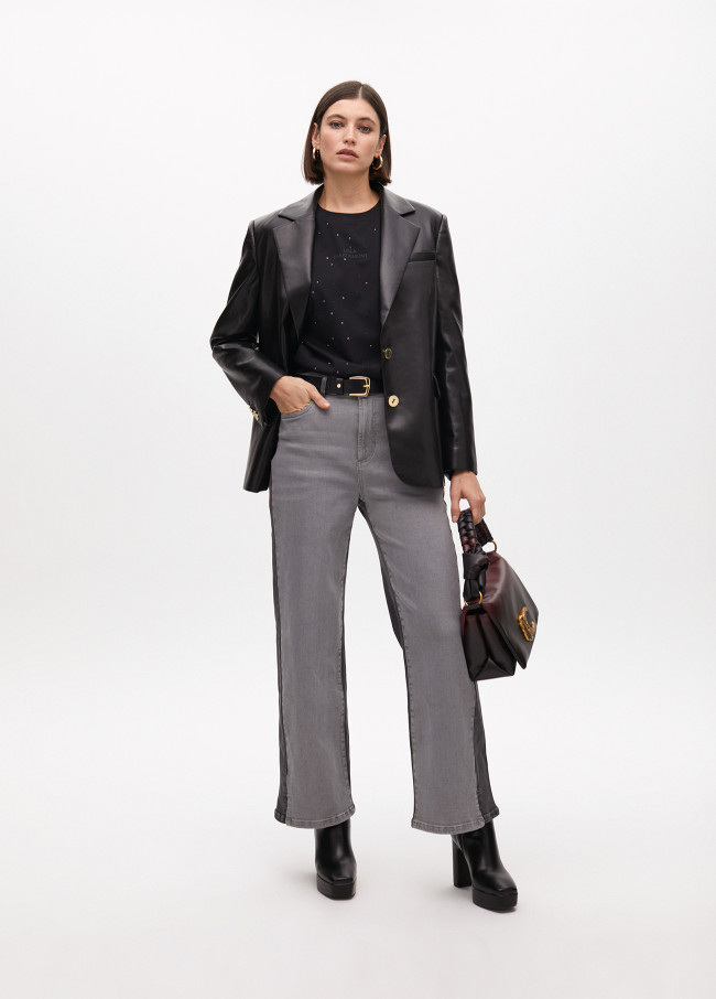 Camiseta detalle pedrería