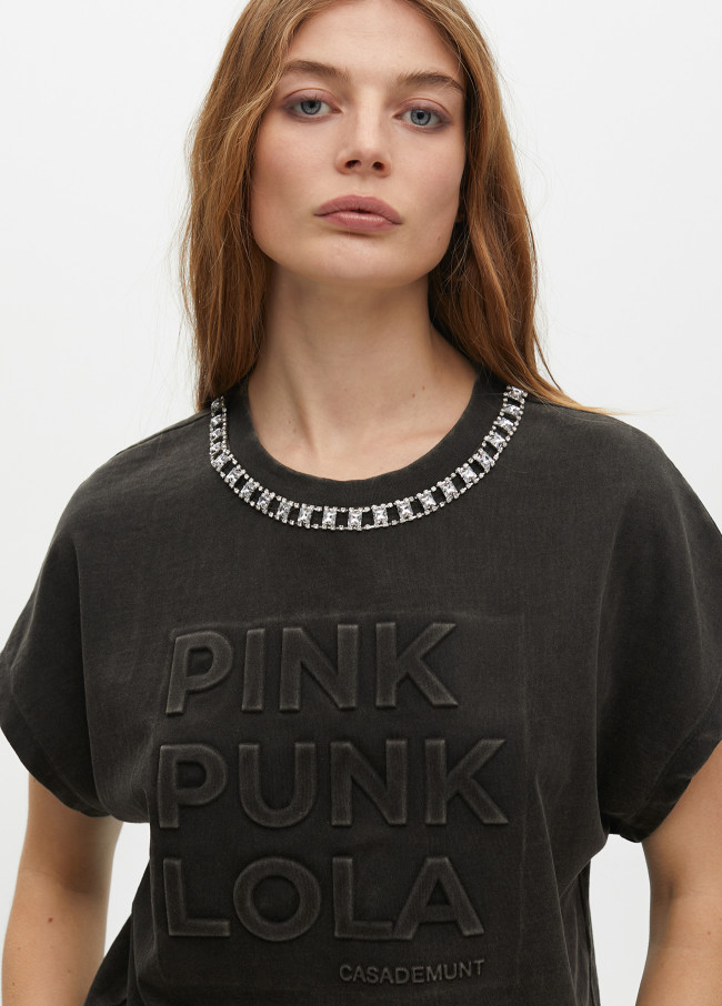 Camiseta manga corta detalle joyas