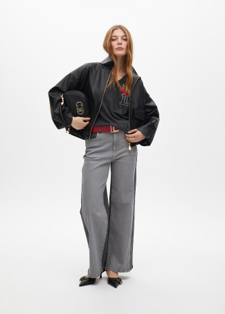 Camiseta manga corta detalle parches