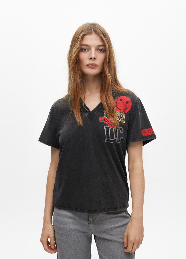 Faded short sleeve T-shirt with patches