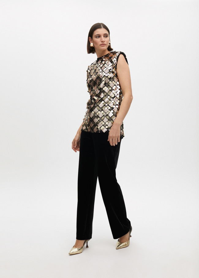 To lentejuelas doradas