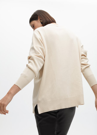 Round neck sweater with raised logo detail