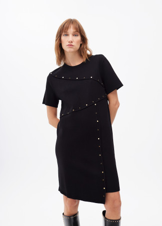 Vestido Curto de Malha com Tachas