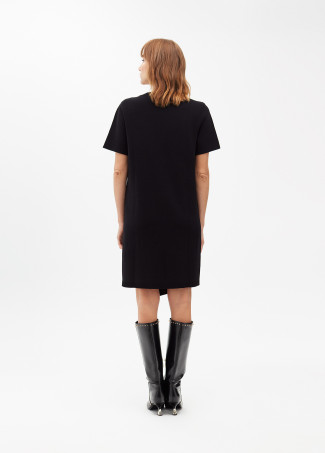 Vestido Curto de Malha com Tachas