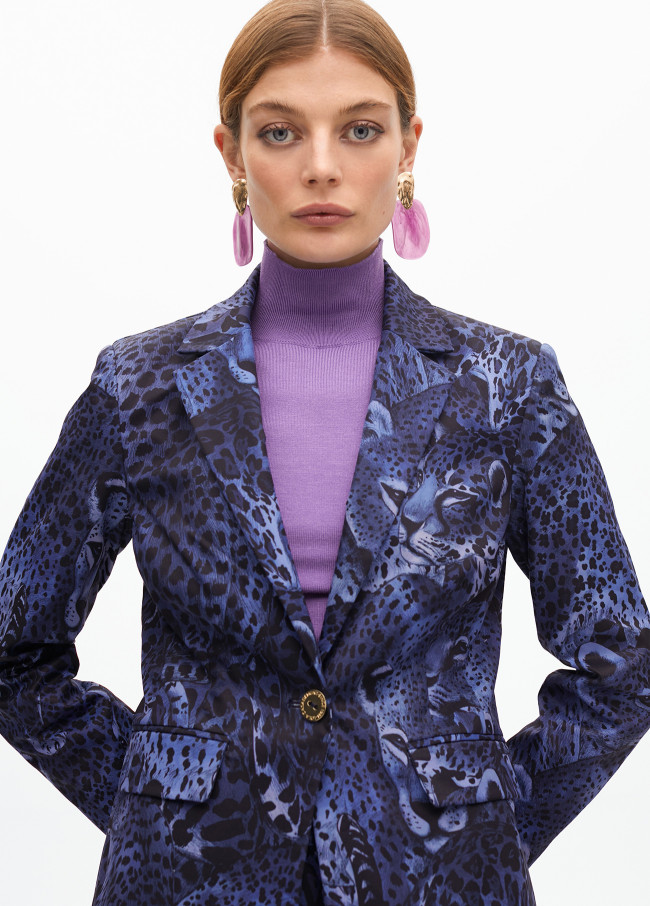 Americana fitted animal print