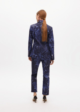 Fitted animal print blazer