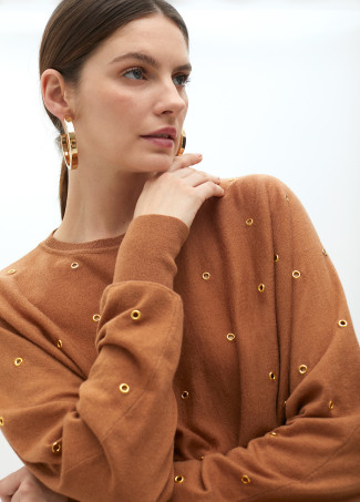 Pullover mit Ösen und Überschnittener Schulter