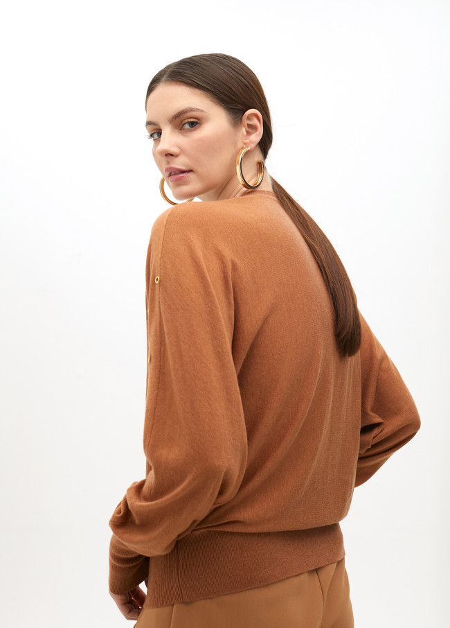 Pullover mit Ösen und Überschnittener Schulter