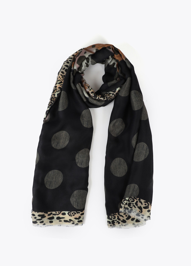 Lenço Estampado com Tigre