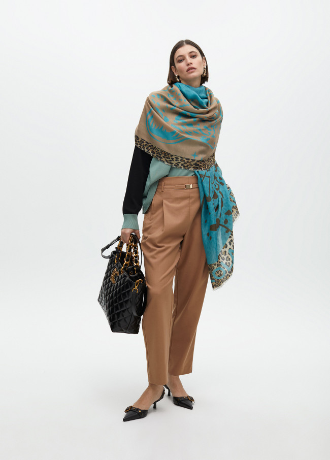 Scarf with tiger face print