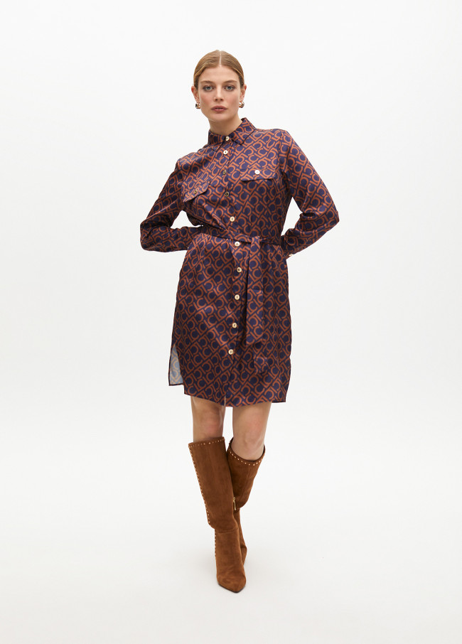 Vestido Curto Estampado com Detalhe de Bolsos