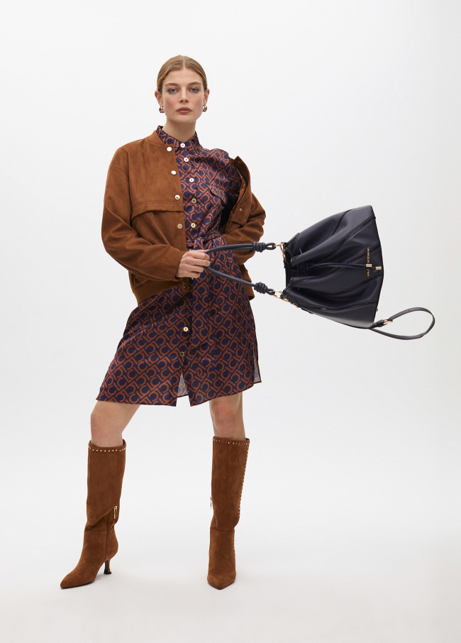Short printed dress with pocket details