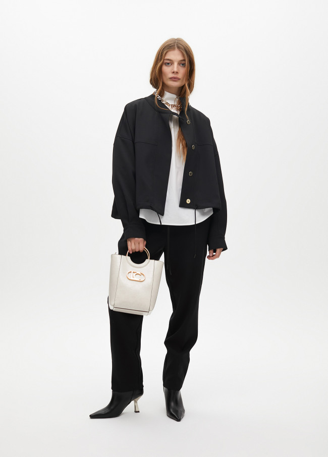 Jacket with adjustable waist