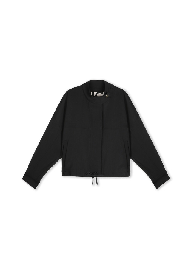 Jacket with adjustable waist