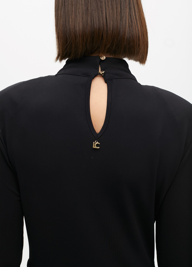 Abito Lungo con Dettaglio al Collo