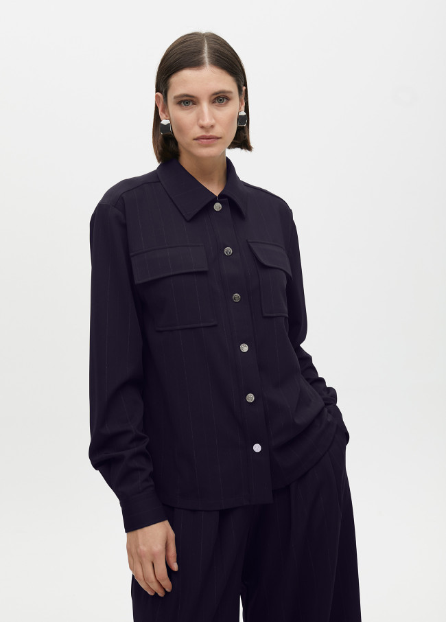 Camisa Risca de Giz Lamé com Bolsos
