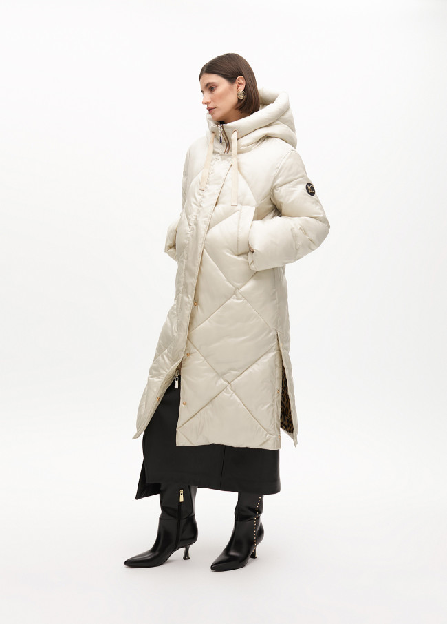 Anorak plumas con capucha