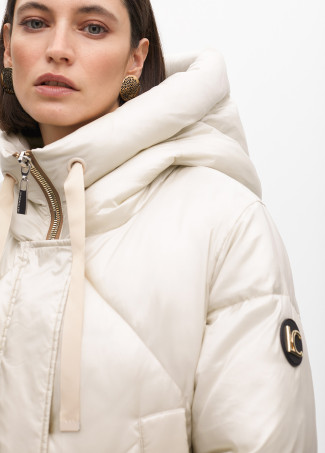 Anorak plumas con capucha